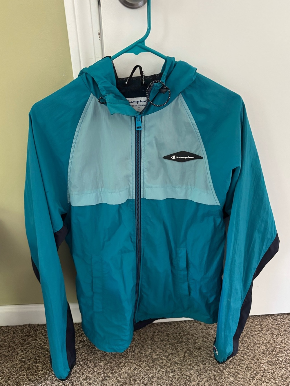 Champion Men’s Small Windbreaker Jacket